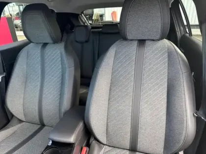 Photo 11 Peugeot 208 Gén. II Ph2 Allure 5