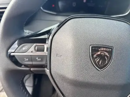 Photo 13 Peugeot 208 Gén. II Ph2 Allure 5