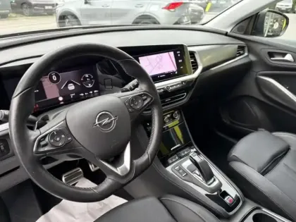 Photo 9 Opel Grandland  1.6 Turbo 225ch Hybride Elegance Business
