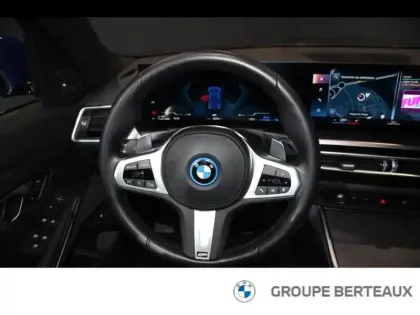 Photo 10 BMW Serie 3 Série 3 320eA 204ch M Sport