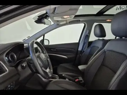 Photo 13 Suzuki S-Cross  1.5 Dualjet Hybrid 115ch Style Auto