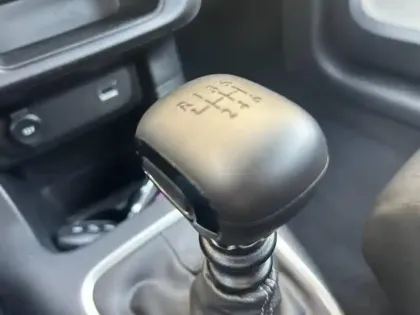 Photo 10 Citroën C3  1.2 PureTech 110ch S&S Shine 120-123g