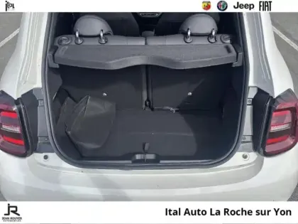 Photo 6 Abarth 500  e 155ch 42kWh Turismo 4cv