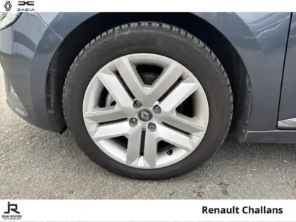 Photo 7 Renault Clio  1.6 E-Tech hybride 140ch Business -21N