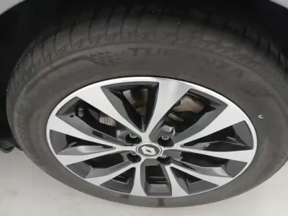 Photo 9 Renault Clio  1.6 E-Tech hybride 145ch Techno