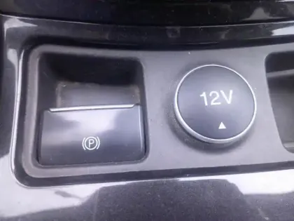 Photo 13 Ford Kuga  1.5 TDCi 120ch Stop&Start Titanium Business 4x2 Powershift