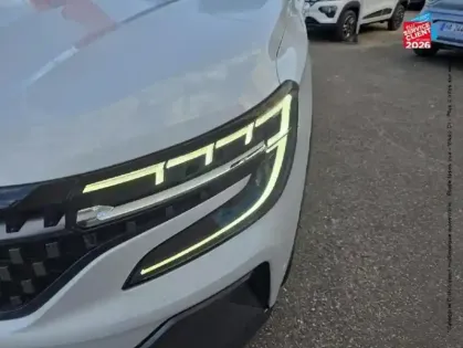 Photo 12 Renault Austral  1.2 E-Tech full hybrid 200ch Iconic esprit Alpine- 24