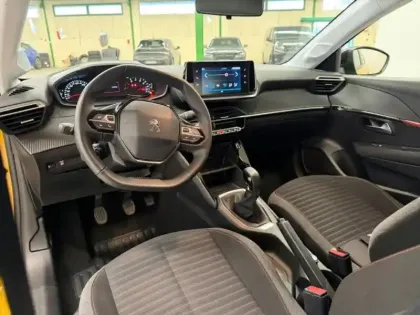 Photo 10 Peugeot 208  1.2 PureTech 75ch S&S Like