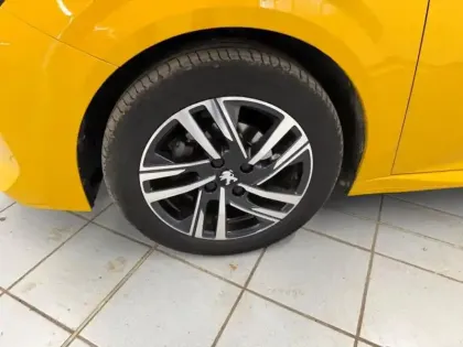 Photo 14 Peugeot 208  1.2 PureTech 75ch S&S Like