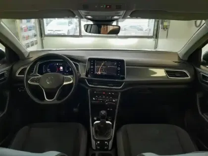 Photo 11 Volkswagen T-roc  1.5 TSI EVO 150ch Style