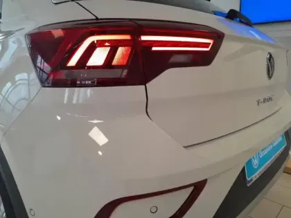 Photo 7 Volkswagen T-roc  1.5 TSI EVO 150ch Style