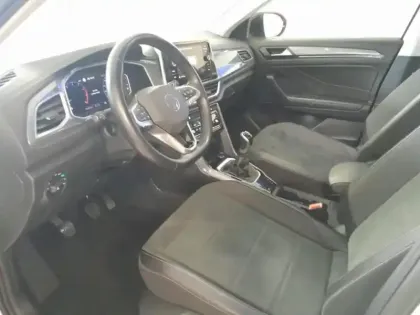 Photo 8 Volkswagen T-roc  1.5 TSI EVO 150ch Style