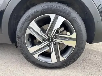 Photo 9 Kia Sorento  1.6 T-GDi 230 HEV Premium BVA6 4x4 7 places