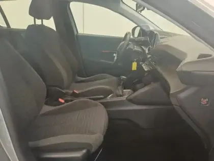 Photo 10 Peugeot 208  1.5 BlueHDi 100ch S&S Allure