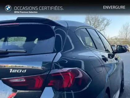 Photo 9 BMW Serie 1 Série 1 120dA 163ch M Sport Design DKG7