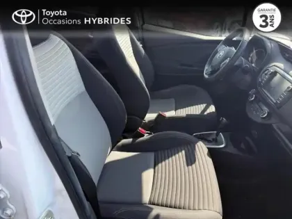 Photo 5 Toyota Yaris  100h Dynamic 5p