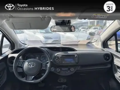 Photo 7 Toyota Yaris  100h Dynamic 5p