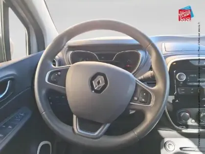 Photo 11 Renault Captur  0.9 TCe 90ch energy Life Euro6c