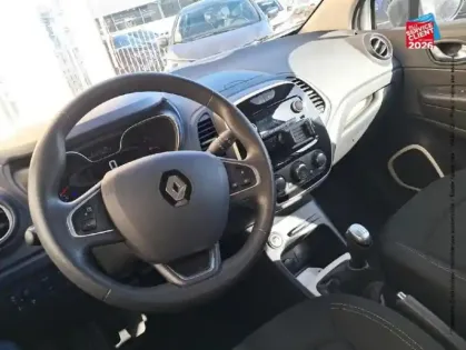 Photo 14 Renault Captur  0.9 TCe 90ch energy Life Euro6c