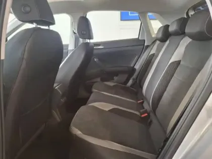 Photo 13 Volkswagen Polo  1.0 TSI 95ch Carat Euro6d-T