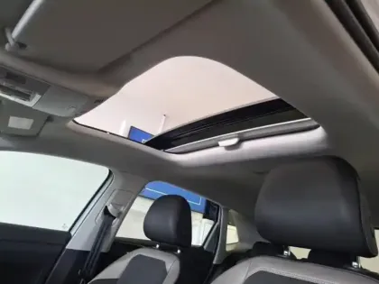 Photo 12 Volkswagen Polo  1.0 TSI 95ch Carat Euro6d-T