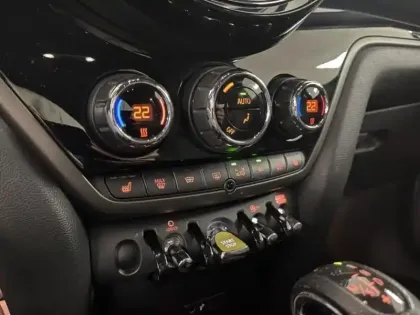 Photo 15 Mini Countryman  Cooper SE 125ch + 95ch Edition Premium ALL4 BVA6