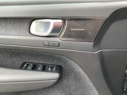 Photo 10 Volvo C40  Recharge Twin 408ch First Edition EDT AWD