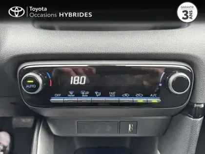 Photo 12 Toyota Yaris  116h Design 5p MY22