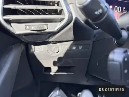 Photo 12 DS DS 7  E-TENSE 4x4 300ch Performance Line +