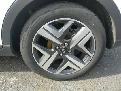 Photo 12 Hyundai Bayon  1.0 T-GDi 100ch Hybrid 48V Creative