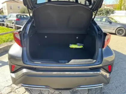 Photo 5 Toyota C-HR  2.0 Hybride 184ch Design Ultimate E-CVT