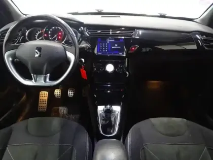 Photo 5 DS DS 3  Cabrio PureTech 110ch So Chic S&S