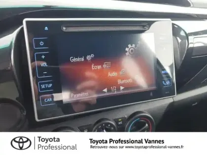 Photo 7 Toyota Hilux  2.4 D-4D 150ch X-Tra Cabine Légende 4WD MY20