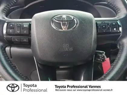 Photo 8 Toyota Hilux  2.4 D-4D 150ch X-Tra Cabine Légende 4WD MY20