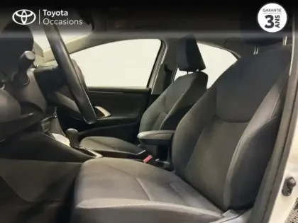 Photo 10 Toyota Yaris  116h Dynamic 5p MY22