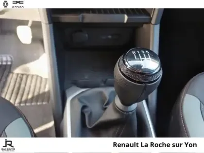 Photo 5 Dacia Duster  1.2 mild hybrid 130ch Extreme