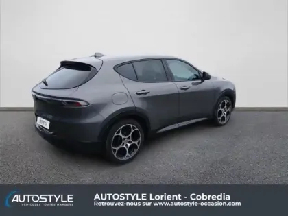 Photo 6 Alfa Romeo Tonale  1.5 Hybrid 160ch Veloce TCT