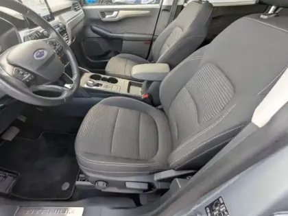 Photo 9 Ford Kuga  2.5 Duratec 190ch FHEV Titanium BVA