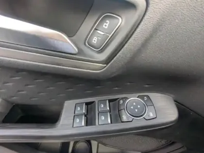 Photo 11 Ford Kuga  2.5 Duratec 190ch FHEV Titanium BVA