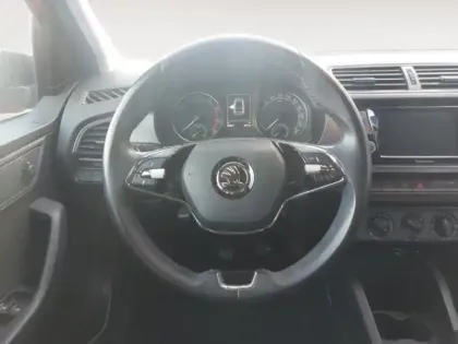 Photo 11 Skoda Fabia  1.0 TSI 95ch Drive 125 ans Euro6d-AP