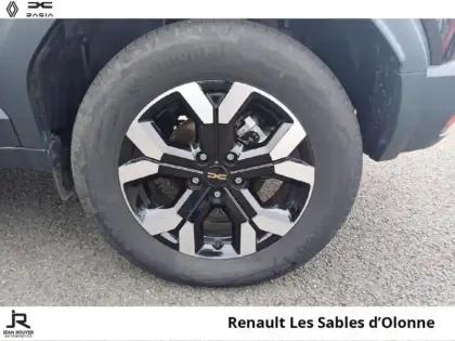 Photo 7 Dacia Duster  1.6 hybrid 140ch Extreme