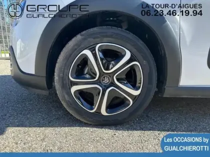 Photo 10 Citroën C3  1.2 PureTech 83ch S&S Shine