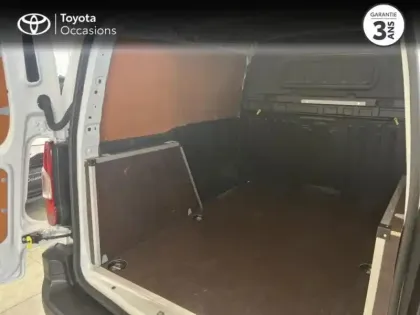 Photo 11 Toyota Proace  CITY Medium 130 D-4D Start BVA Pack Confort