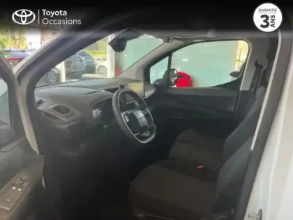 Photo 7 Toyota Proace  CITY Medium 130 D-4D Start BVA Pack Confort