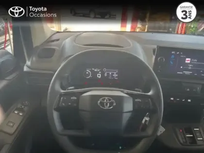 Photo 12 Toyota Proace  CITY Medium 130 D-4D Start BVA Pack Confort