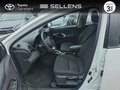 Photo 10 Toyota Yaris  116h Dynamic 5p MC24
