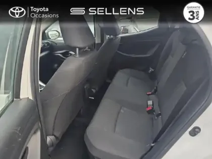 Photo 11 Toyota Yaris  116h Dynamic 5p MC24