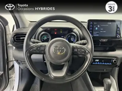 Photo 8 Toyota Yaris  116h Design 5p MY22