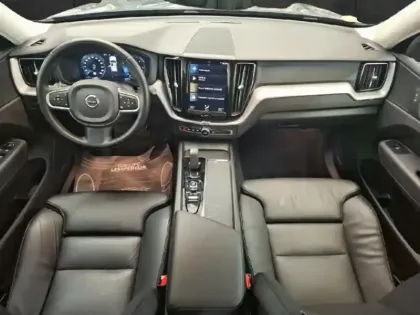 Photo 9 Volvo Xc60  B4 AdBlue AWD 197ch Business Executive Geartronic