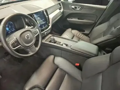 Photo 10 Volvo Xc60  B4 AdBlue AWD 197ch Business Executive Geartronic